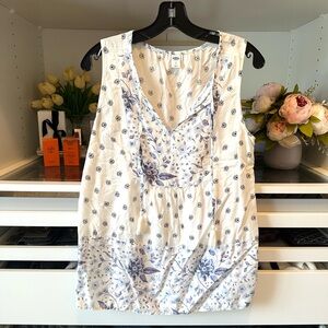 Old Navy sleeveless V-neck top - blue and white Lightweight for summer